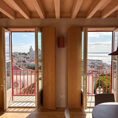 O Poleiro - Modern Living * Lissabon