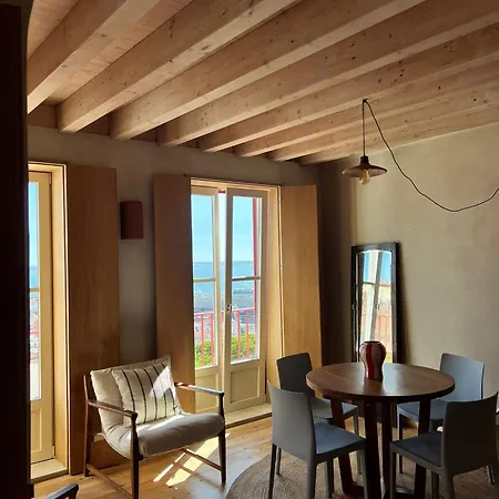 O Poleiro - Modern Living * Lisboa